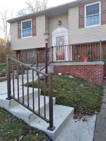 Textured Bronze 36" Tuscany Aluminum Railing