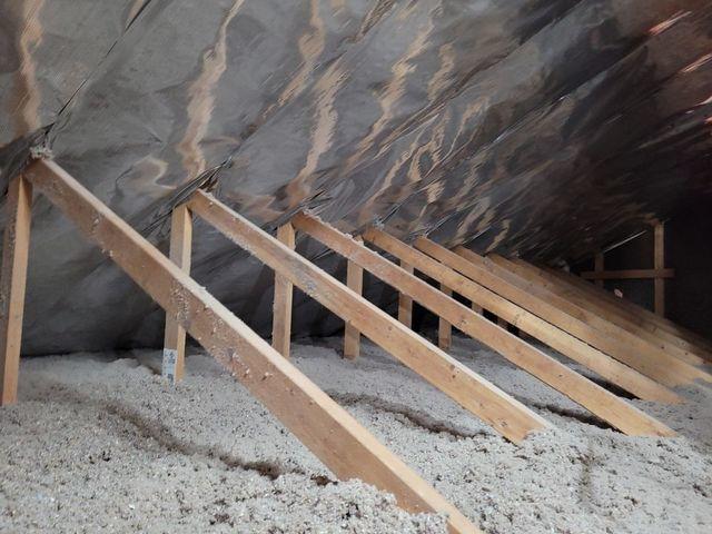 Radiant barrier and insulation