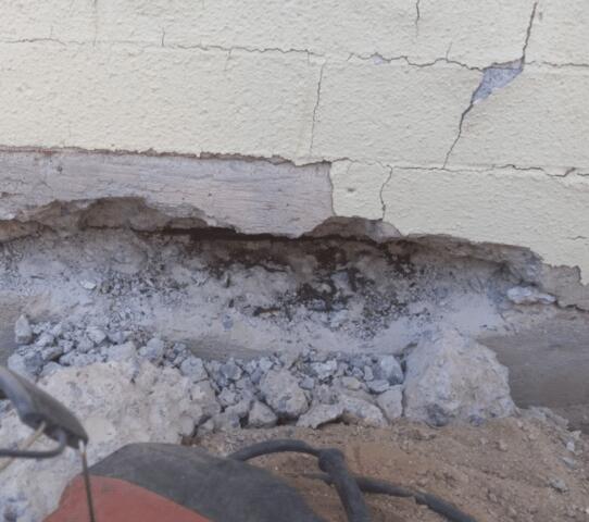 Spalling Concrete in Stem Wall Down in Phoenix, Arizona