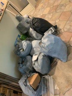 The Junkluggers of Atlanta Metro East customer in Tucker (30084) needed our junk hauling team to help remove a bunch of items from their home. Haul away junk is what we do, & the customer was delighted.
