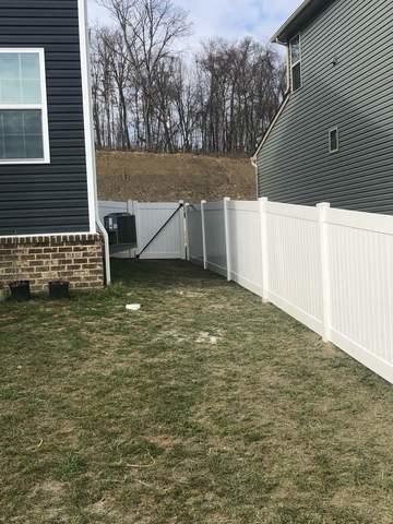 4' Acadia White Vinyl Fence / (2) 4' gates