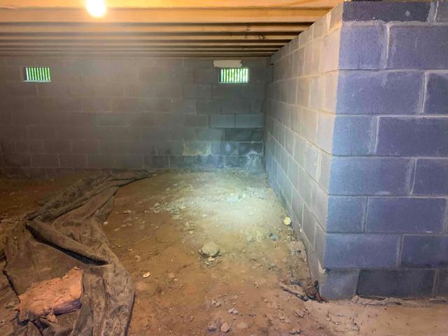 Open Vents on Foundation Walls