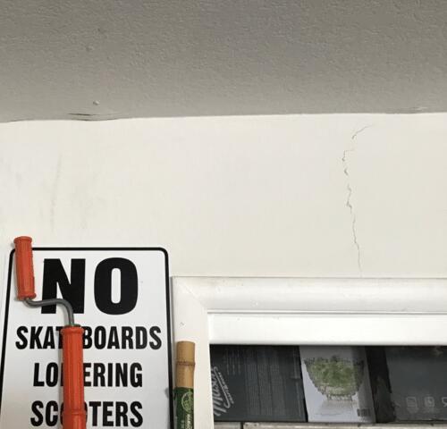 Symptoms of Foundation Problems: Wall Cracks