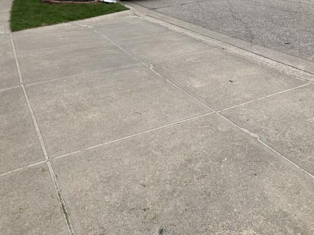 Sealing driveway in Lincoln, NE