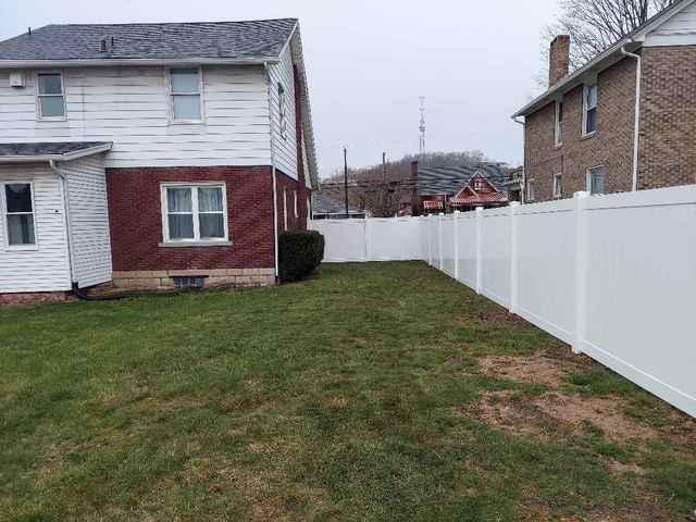 6' Acadia Privacy White Vinyl Fence / (1) 3' gate / (1) 6' double gate