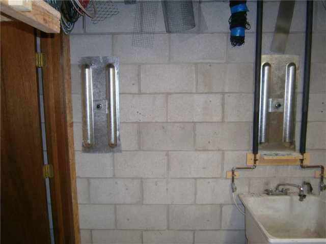 Fully Installed GeoLock™ Wall Anchors