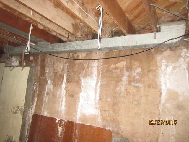 Efflorescence on Basement Walls