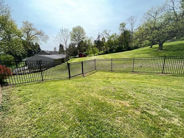 5' Classic / 3 Rail / Commercial Grade / Flush Bottom Black Aluminum Fence - (2) Gates