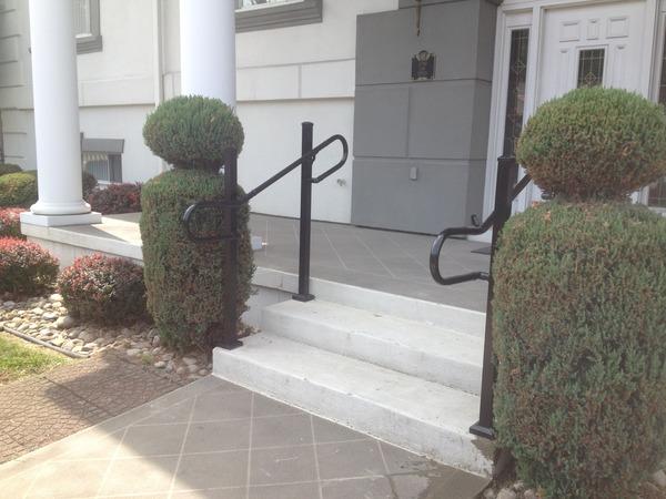 Black Aluminum Railing