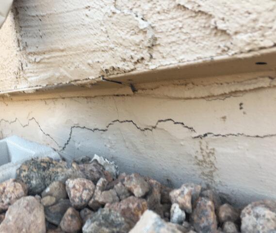 Symptoms of a Stem Wall Failing: Horizontal Concrete Cracks
