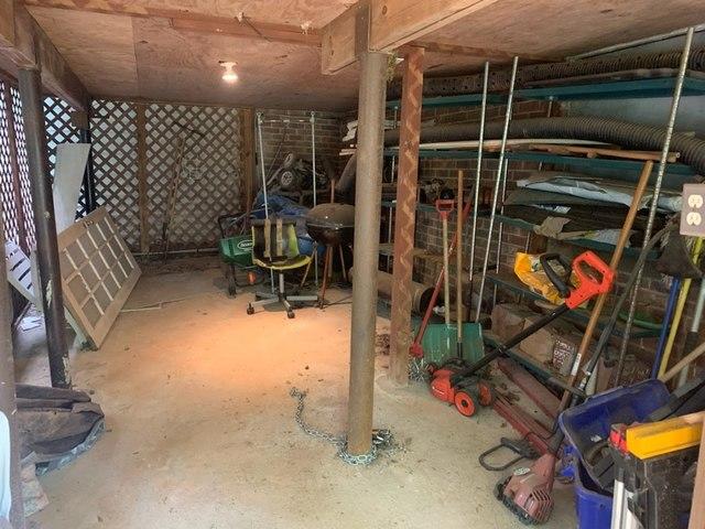 The Junkluggers of Atlanta Metro East customer needed our junk haulers to take junk away from their storage area in their property. Our junkluggers do their best to pick up junk so the customer is 100% satisfied. We strive to be the choice of junk removal companies for our customers.