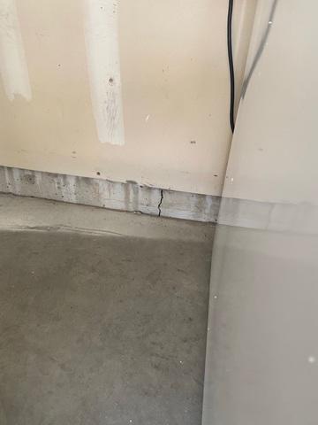 Garage Wall Crack