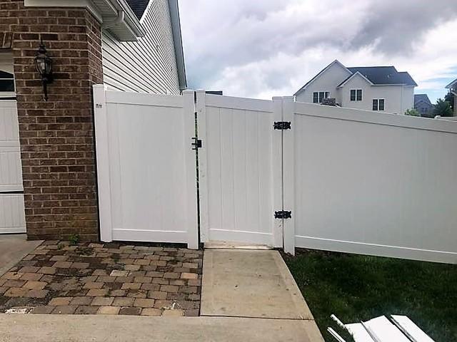 6' Acadia Privacy White Vinyl Fence / (1) 3' gate / (1) 6' double gate