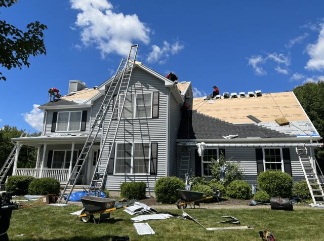 The Progress of the new roof being put on