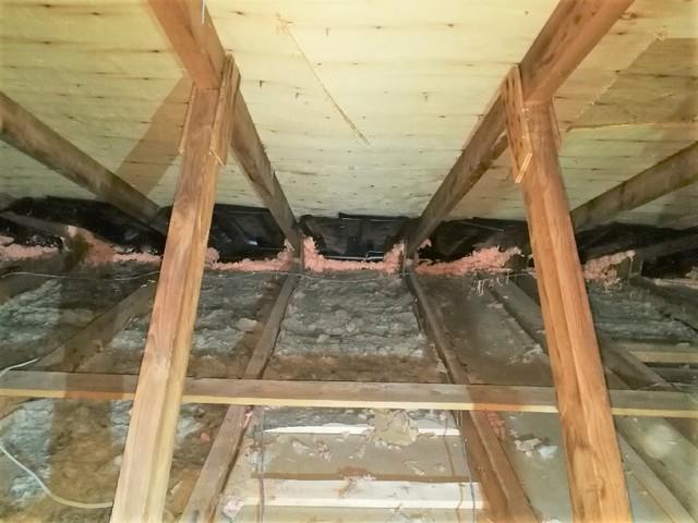 Installation de nattes de ventilation dans les soffites