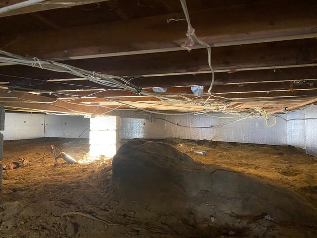 Crawl Space Before