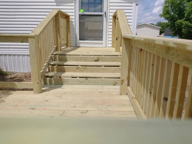 4 X 4 deck landing with 4 steps