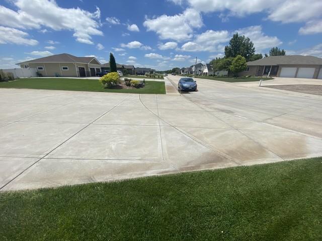 Unsealed Joints on Driveway