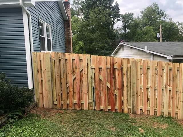 6' Shadow Box Natural Pressure Treated Wood / (1) 4' gate / (1) 8' double gate