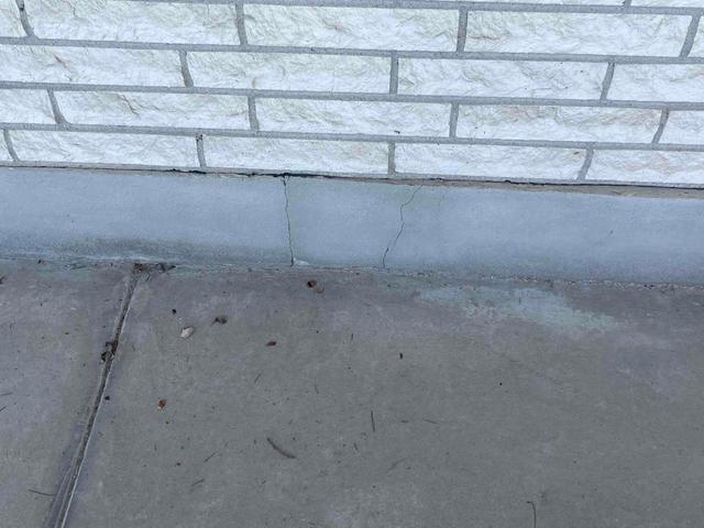 Foundation Cracks