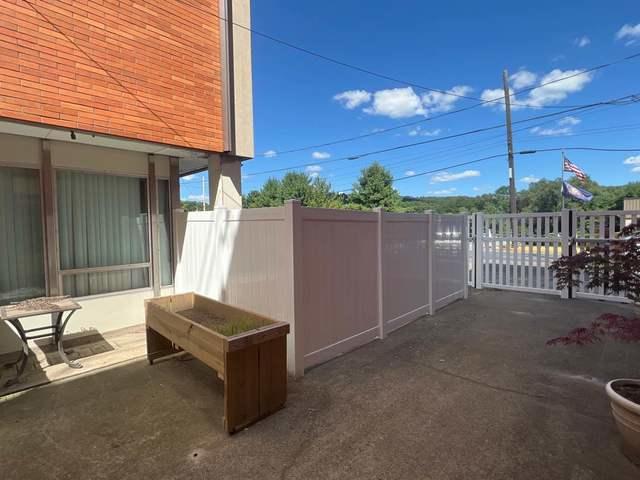 6' Biscayne Picket / 6' Acadia Privacy White Vinyl Fence / (2) 4' gates / (1) 3' gate (2 of the 3 gates will have panic exit hardware
