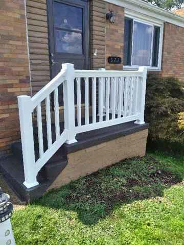 White 36" Superior T Railing Vinyl Railing