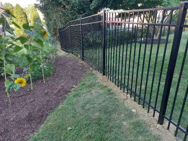 5' Classic, 3 Rail, Picket Through Bottom Rail, Residential Grade Black Aluminum Fence / (2) 4' Gates / (1) 8' Double Gate