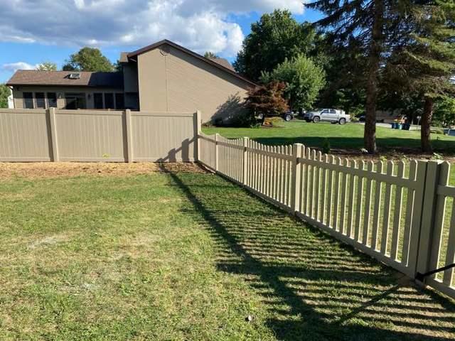 4' Olympic Concave / 6' Acadia Privacy Clay Vinyl Fence / (1) 8' double gate / (1) 4' gate