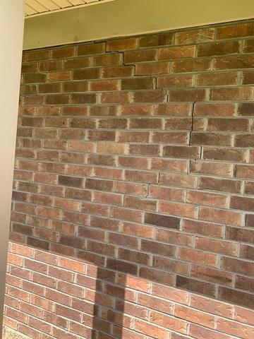 Exterior Wall Cracks