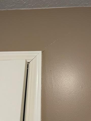 Wall Cracks