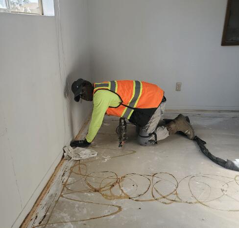 Concrete Lifting Process: Injecting & Waiting