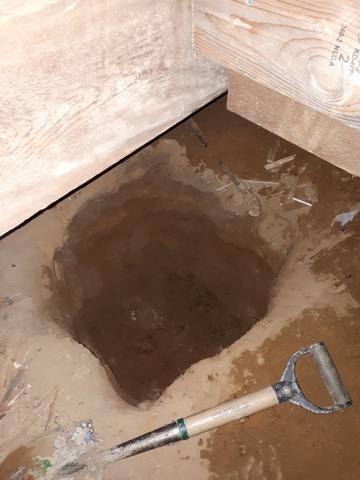 Footing hole