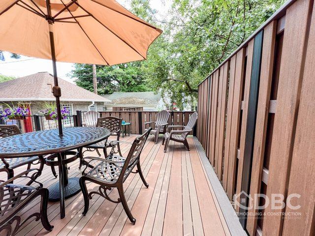 Privacy Fence With Patio Seating