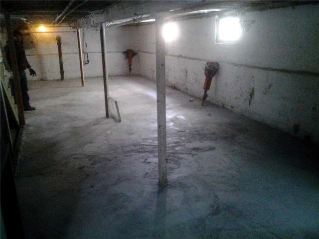 Leaky Jamaica Basement