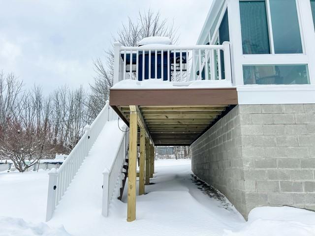 Sunroom With Deck