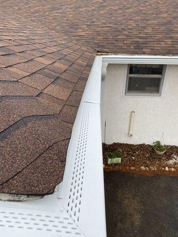 Large Gutters Hold More Water