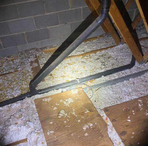 Inefficient Insulation and loose decking panels