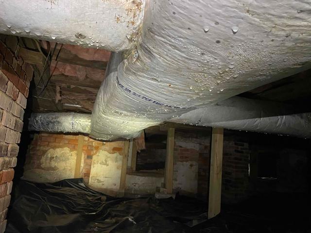 Condensation on Crawl Space Ducts