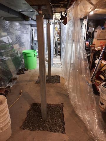 jacks are installed and adjusted