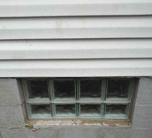 Glass Block Window with 2 Air Vents / Wave Pattern Glass Block Windows SOLID NO AIR VENTS