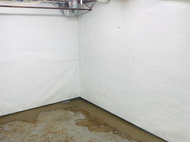 CleanSpace Wall Vapor Barrier System