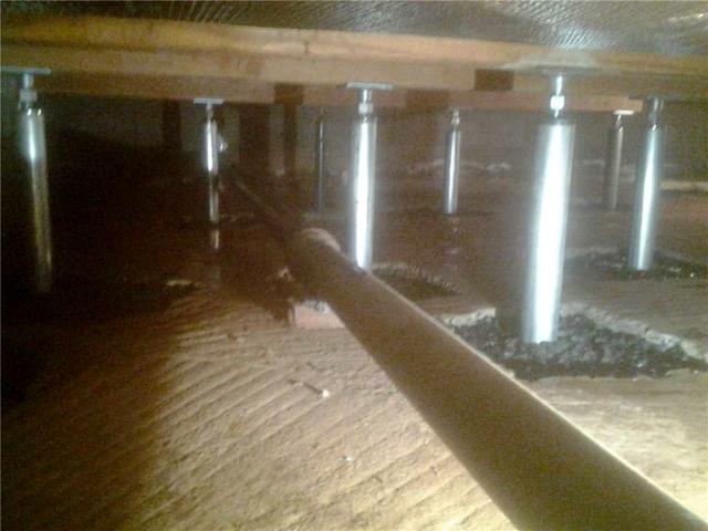 Crawl Space Jacks Installed