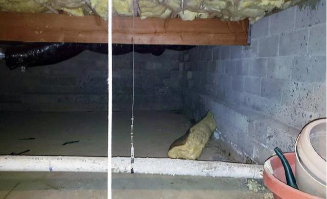 Crawl Space Right Corner Wall