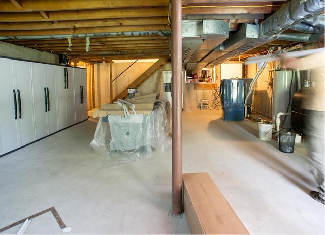 Basement Playroom - BEFORE