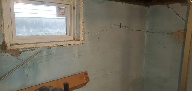 Wall Cracks