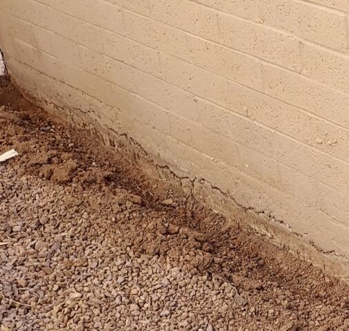 Stem Wall Failure Symptoms: Flaking Paint