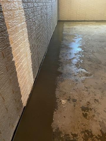 WaterGuard System Solves Wall Leaks