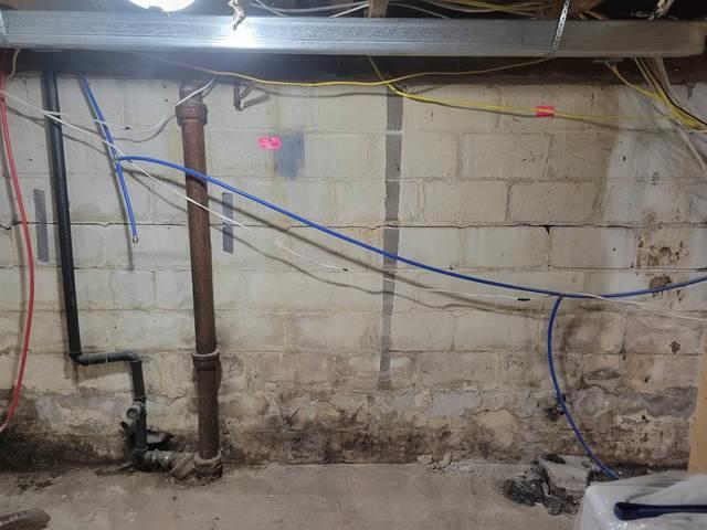 Horizontal crack