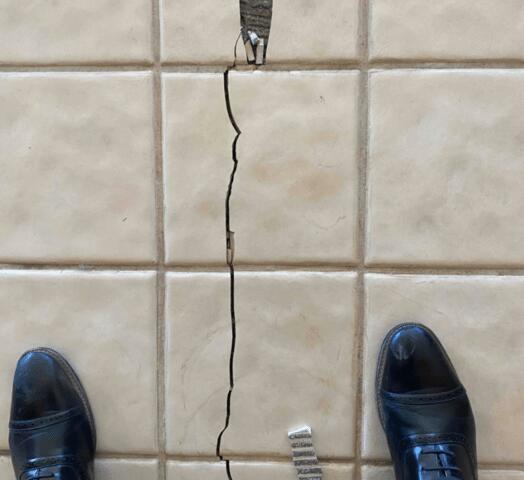 Indicators of Foundation Issues: Interior Floor Cracks