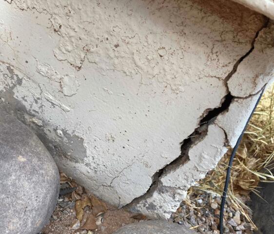 Signs of Corrosion in a Stem Wall: Vertical Cracks